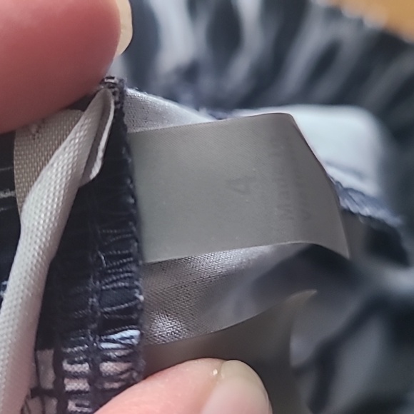 Athleta ruched ankle beach pants Size 4 - Picture 6 of 8